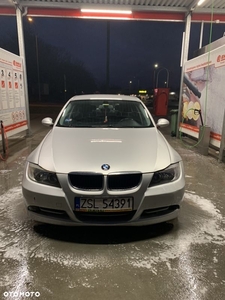 BMW Seria 3 318d