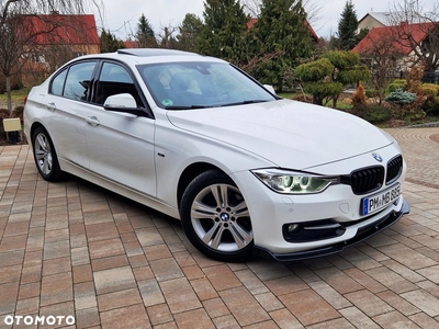 BMW Seria 3 318d Sport Line