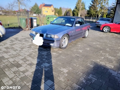 BMW Seria 3 318i Cabriolet