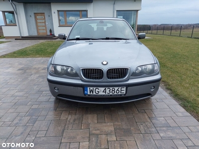 BMW Seria 3 318i Touring