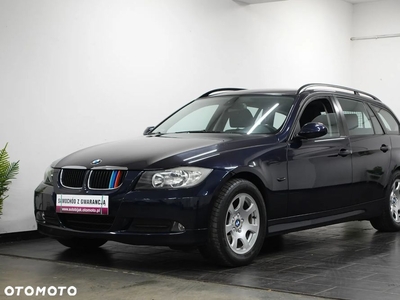 BMW Seria 3 318i Touring