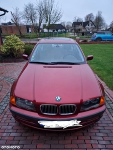 BMW Seria 3 320i