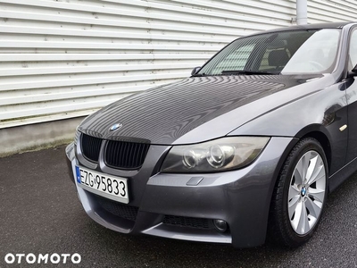 BMW Seria 3 320i