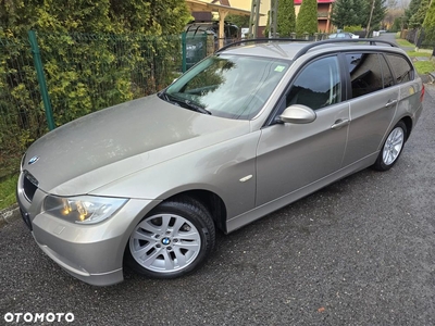 BMW Seria 3 320i