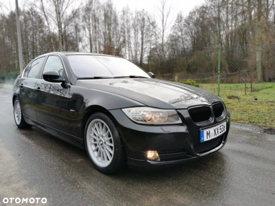 BMW Seria 3 320i Edition Exclusive