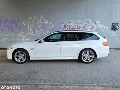 BMW Seria 5 530d xDrive Touring Sport-Aut