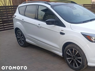 Ford Kuga 2.0 TDCi AWD ST-Line Black