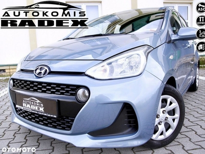 Hyundai i10 1.0 blue