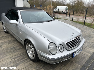 Mercedes-Benz CLK 200