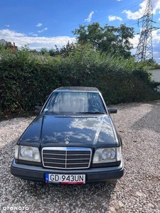 Mercedes-Benz W124 (1984-1993)