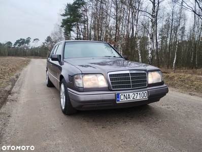 Mercedes-Benz W124 (1984-1993)