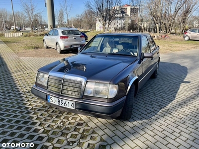 Mercedes-Benz W124 (1984-1993)