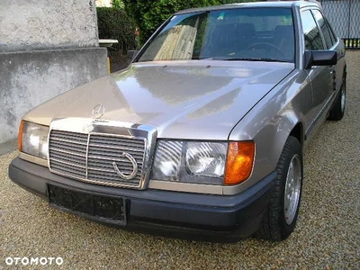 Mercedes-Benz W124 (1984-1993)