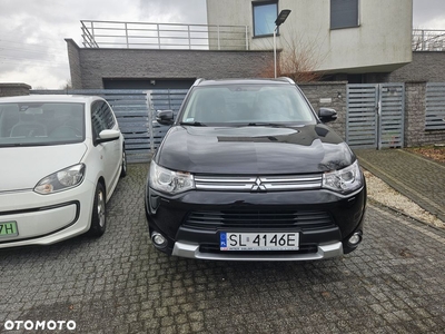 Mitsubishi Outlander PHEV Instyle NAVI