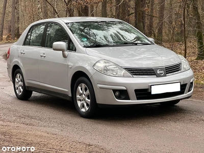 Nissan Tiida 1.6 Acenta