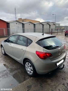 Opel Astra 1.4 Turbo Design Edition