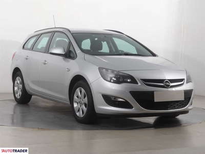 Opel Astra 1.6 134 KM 2015r. (Piaseczno)