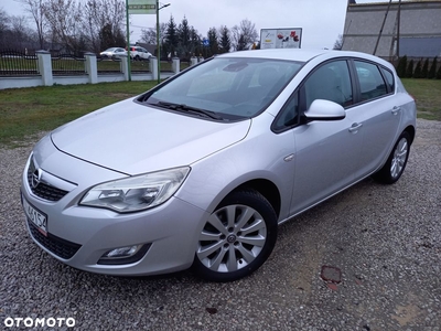 Opel Astra 1.7 CDTI DPF Cosmo