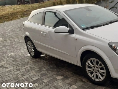 Opel Astra GTC 1.6 Edition