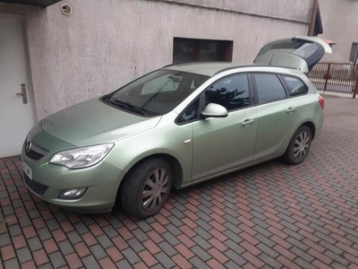 opel Astra Sport Tourer CDTi 1,7 kombi