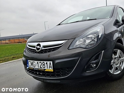 Opel Corsa 1.2 16V Cosmo