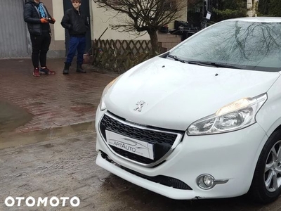 Peugeot 208 1.2 VTi Style