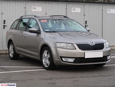 Skoda Octavia 1.6 103 KM 2014r. (Piaseczno)