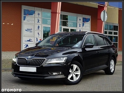 Skoda Superb Combi 2.0 TDI DSG Premium Edition