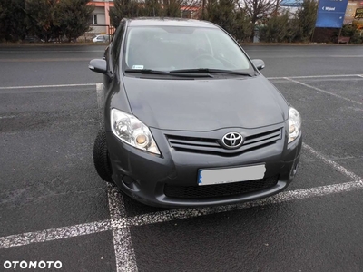 Toyota Auris 1.33 VVT-i Active