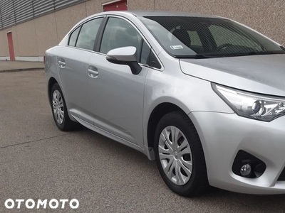 Toyota Avensis 1.8 Active