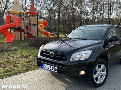 Toyota RAV4 2.0 VVT-i Luna