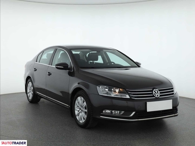 Volkswagen Passat 2.0 138 KM 2011r. (Piaseczno)