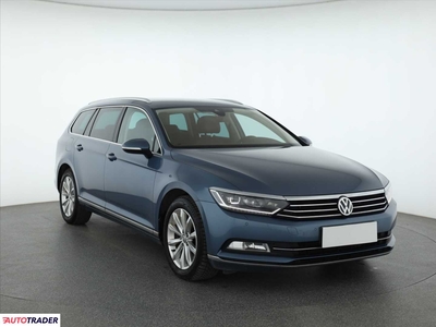 Volkswagen Passat 2.0 187 KM 2016r. (Piaseczno)