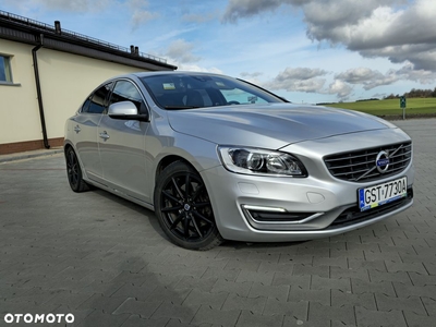 Volvo S60 T6 AWD Momentum