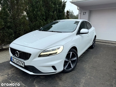 Volvo V40 T3 Drive-E R-Design Momentum