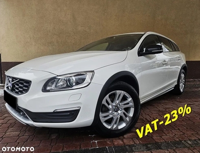 Volvo V60 Cross Country D4 Momentum