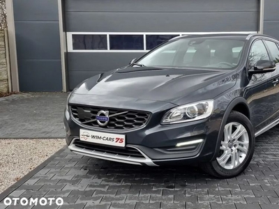 Volvo V60 Cross Country D4 Summum