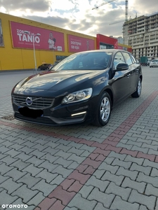 Volvo V60 D2 Geartronic Powershift Edition