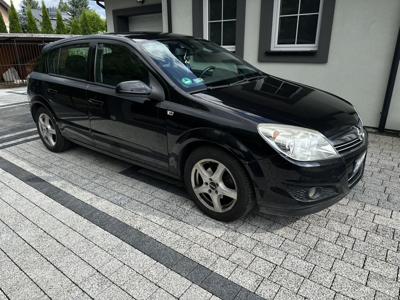 Używane Opel Astra - 15 999 PLN, 236 000 km, 2007