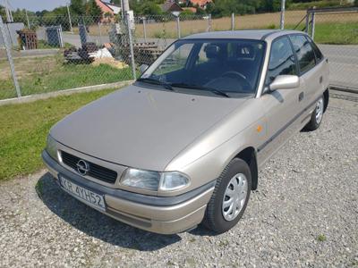 Używane Opel Astra - 5 500 PLN, 97 000 km, 1997