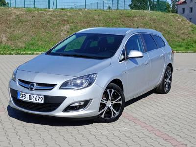 Używane Opel Astra - 28 700 PLN, 178 000 km, 2015