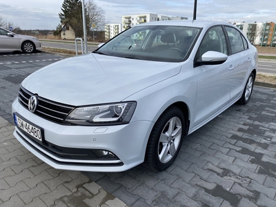 Volkswagen Jetta VI Samochód jakiego szukasz. Garażowany. Jedyny Użytkownik.