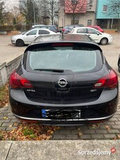 Opel Astra J Najtaniej