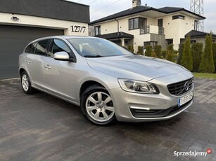 Volvo V60 2.0 Diesel 150 KM 2016 r. Bezwypadkowy 190.000 km Serwisowana do