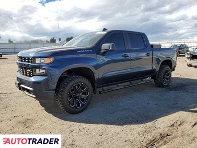 Chevrolet Silverado 2.0 benzyna 2021r. (BAKERSFIELD)