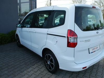 Ford Tourneo Courier