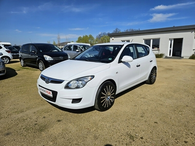 Hyundai i30 I Hatchback 1.4 109KM 2010