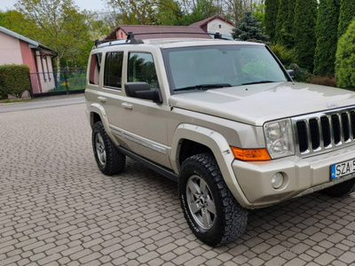 Jeep Commander 5,7 Hemi, LPG, Automat, 4x4, Na 7 osób.