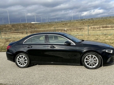 Mercedes Klasa A W177/V177 Sedan 2.0 250 224KM 2021