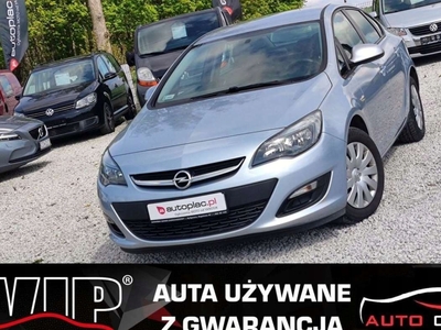 Opel Astra J Sedan 1.6 Twinport ECOTEC 115KM 2016